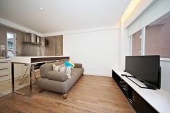 8 Sun Street