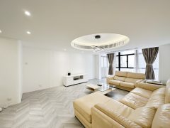 Right Mansion
