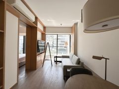 Eight Kwai Fong Happy Valley